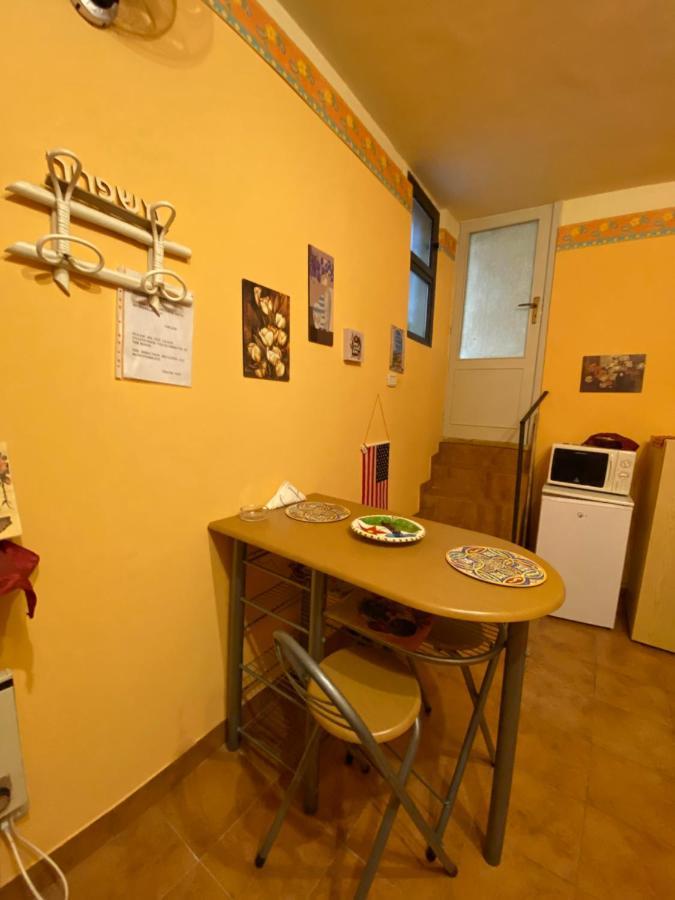 Cottage Gole Alcantara Gloria Room Graniti المظهر الخارجي الصورة